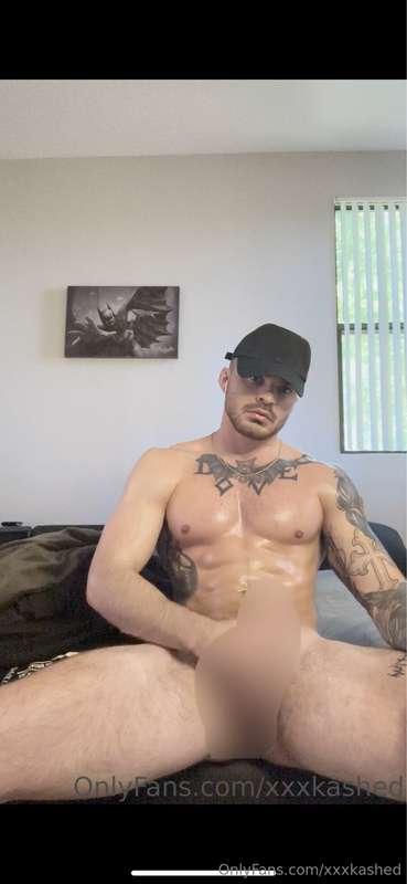 Tip $40 on this post to watch me stroke my cock and cum for ..