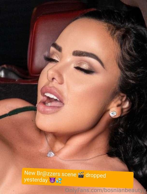 Fuck me hard and rough 😈🥵