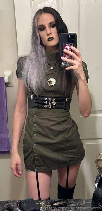 I don’t always wear all black 🦇 