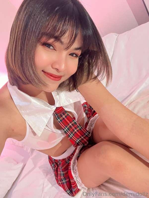 Not the flirty type—said no one ever 🚫💌