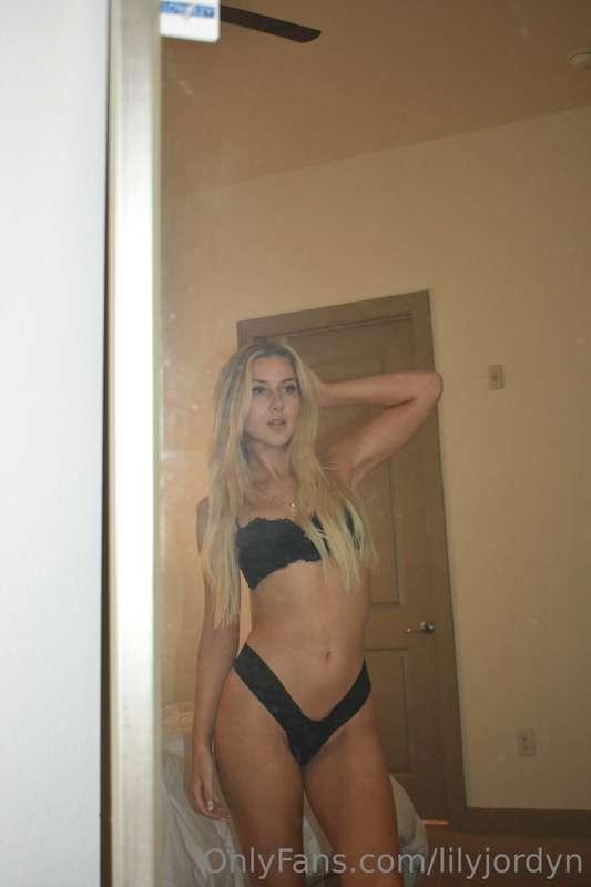 💦 guaranteed to make you BUST 🔞🔞 Filmed this bundle in the s..