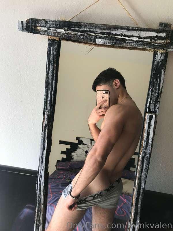 📈 Front Or back ? ‼️ I Do you Like Mi Ass ? 🍑
🌟 adelante o a..