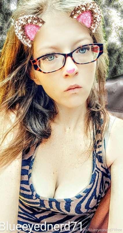 blueeyednerd71free image #0