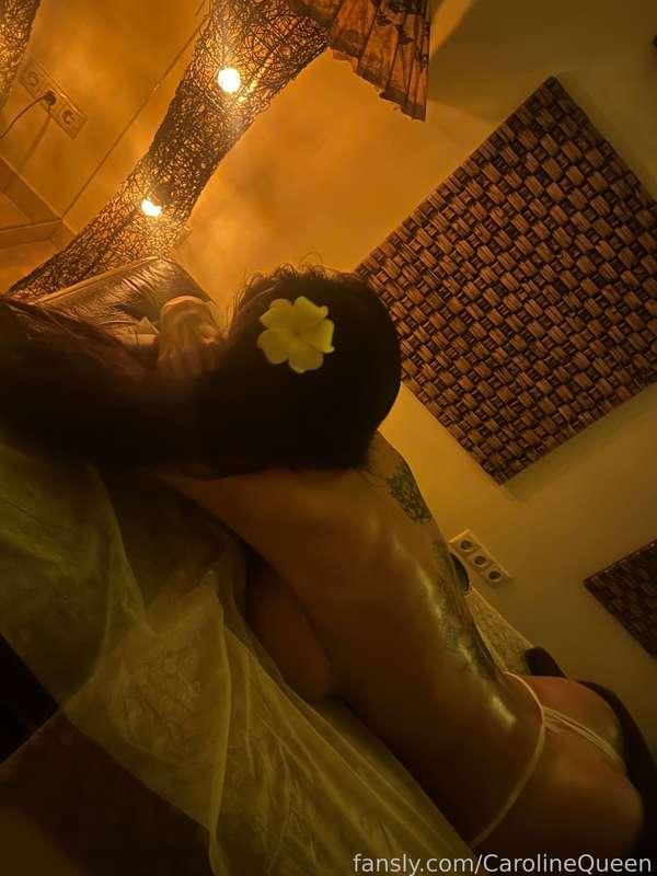 carolinequeen image #1