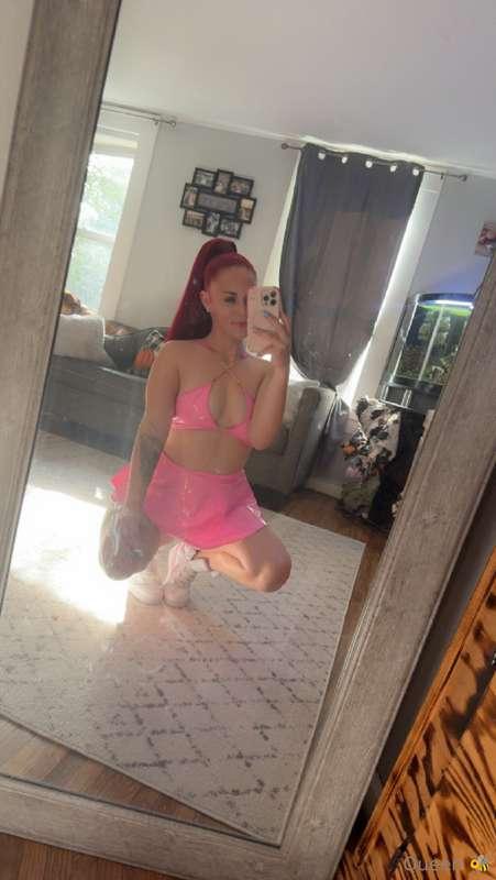 queenbitch1998 image #1