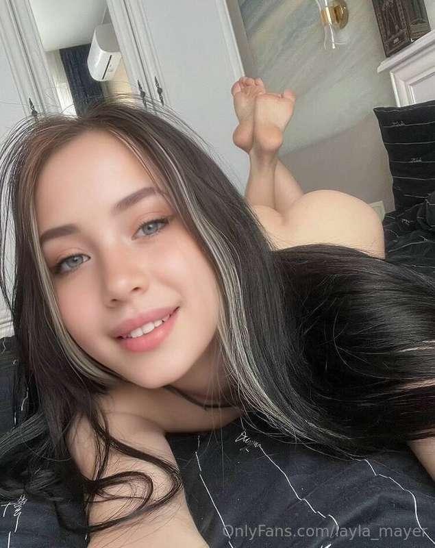 💖FREE SUBSCRIPTION ONLY TODAY💖
She's so kinky for her age.. ..