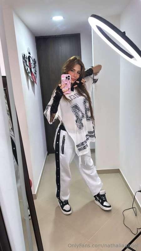 boyish style with an angelic face 🙈💋