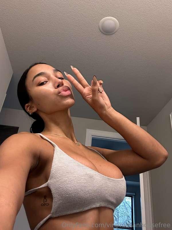 New G/G content on my vip page 🙈 Go check it out! Here's a f..