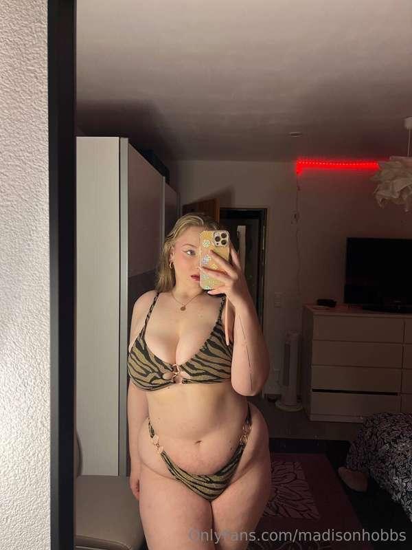 madisonhobbs image #1