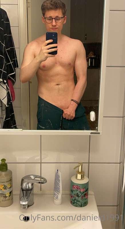 Working on my body. Not where I want to be yet but getting t..