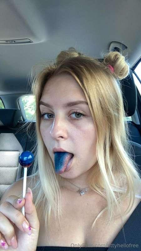 Hi guys i am ready for family lunch😌😇 maybe i can make some ..