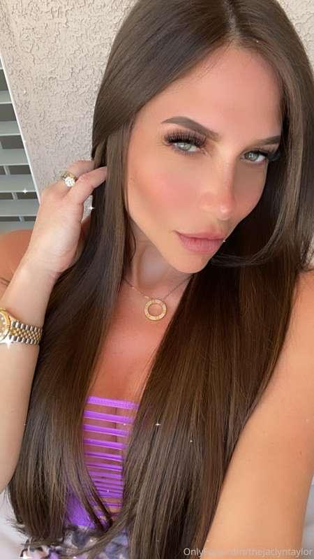 Happy Easter my loves!!! I hope you all have an amazing holi..