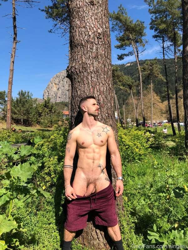 Catching some sun 🦎😏