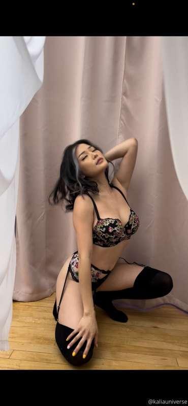 Preview of last nights photoshoot with Cam ❤️