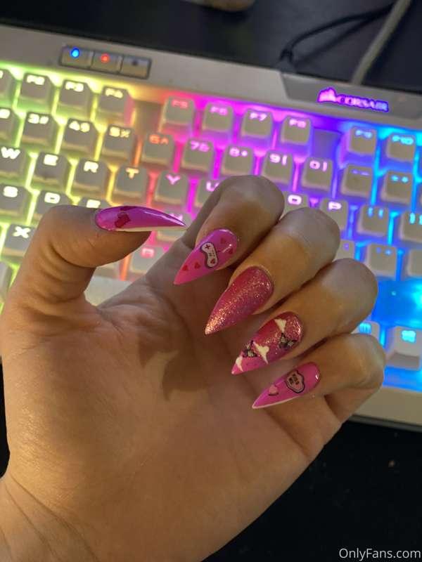 New nails for a shoot I have booked in this Sunday! $500+ fo..
