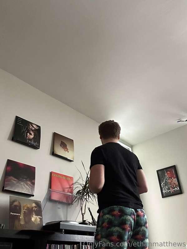 putting on a record and taking off my clothes 🤭