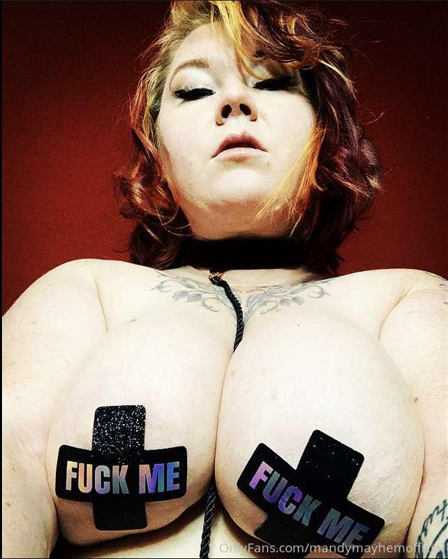 Read what the tits say. 😈