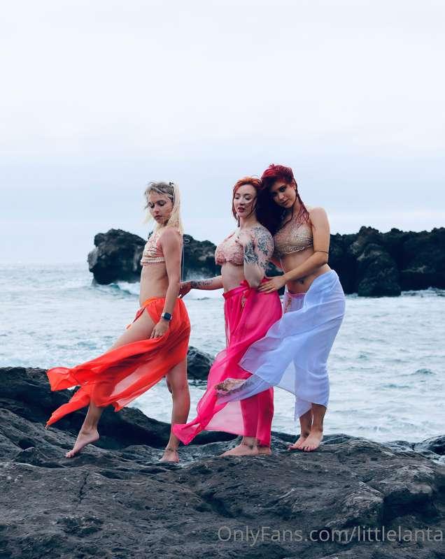 🧜🏼‍♀️🌊 Searching for our sailors 🌊🧜🏼‍♀️
@toychloe @evaray