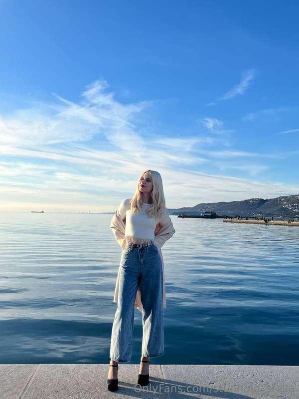 i want to be near big boats, i can't lie 🤭