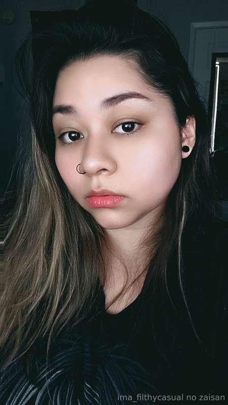 Caught somewhere between sweet and sinful. 🖤🤍