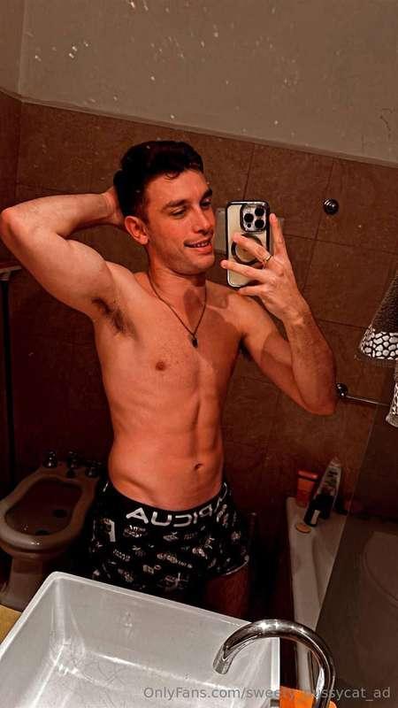 FREE SUBSCRIPTION🔥My friend is very hot and wanting to pleas..