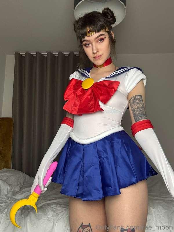 Who’s into anime?