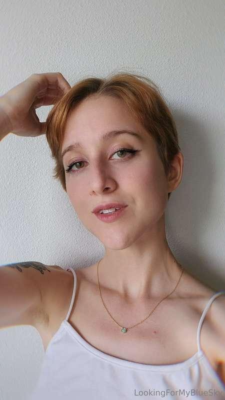 Got a new haircut, feeling like the tomboy cutie of your dre..