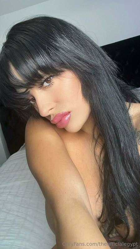 I'm doing another live show! tonight at 9pm EST 😘