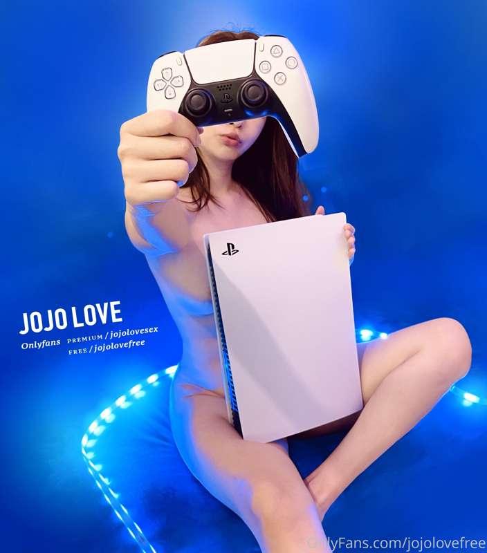 PS5 or JoJo

#PS5予約 #PlayHasNoLimits #ps5hk #ps5restock #PS5..