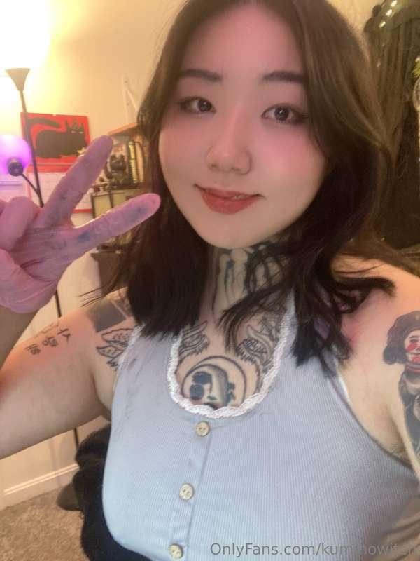 Hi hi :-) got some new jewelry :) 