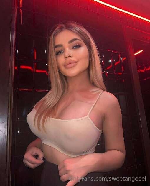 *LIVE SEXTING*
Cutie 😇@perssian_baby🟢ONLINE NOW🟢
You won't r..