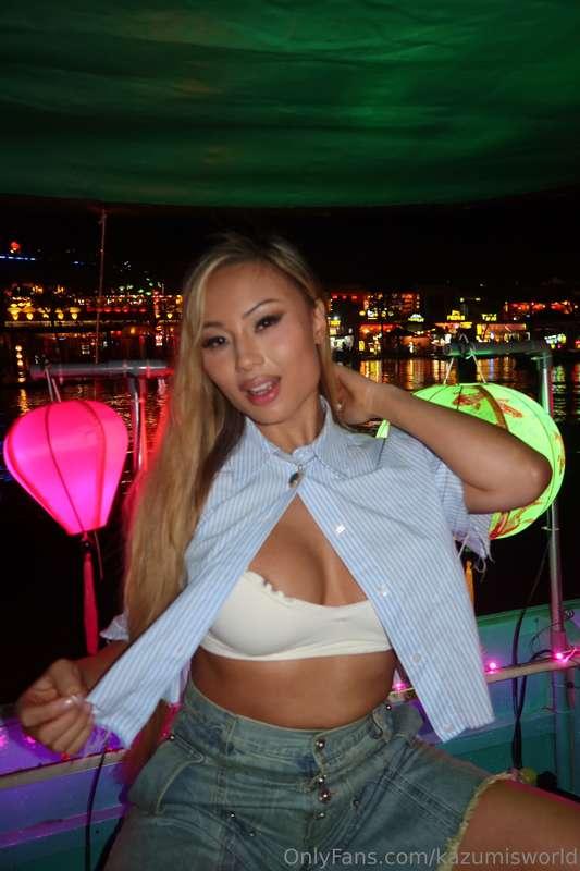 The lights look cute on me 