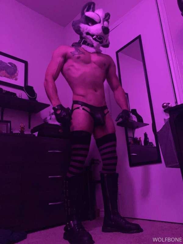 You be the trick, I’ll be the treat 🐺🍬🍆🍑💦💦💦