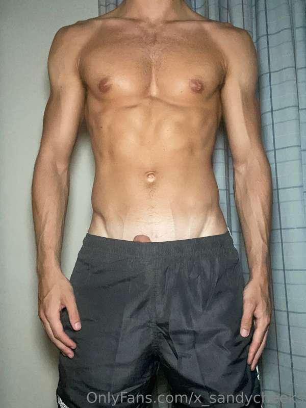 Workout, cumshow, shower if anyone wants to watch?