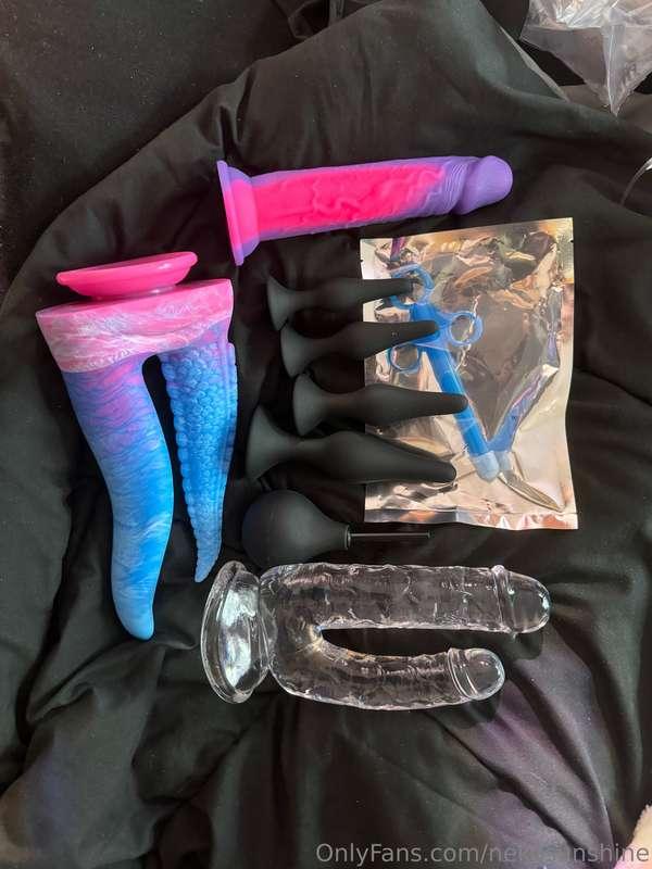 Just got some new stuff in the mail, Thank you 😘
