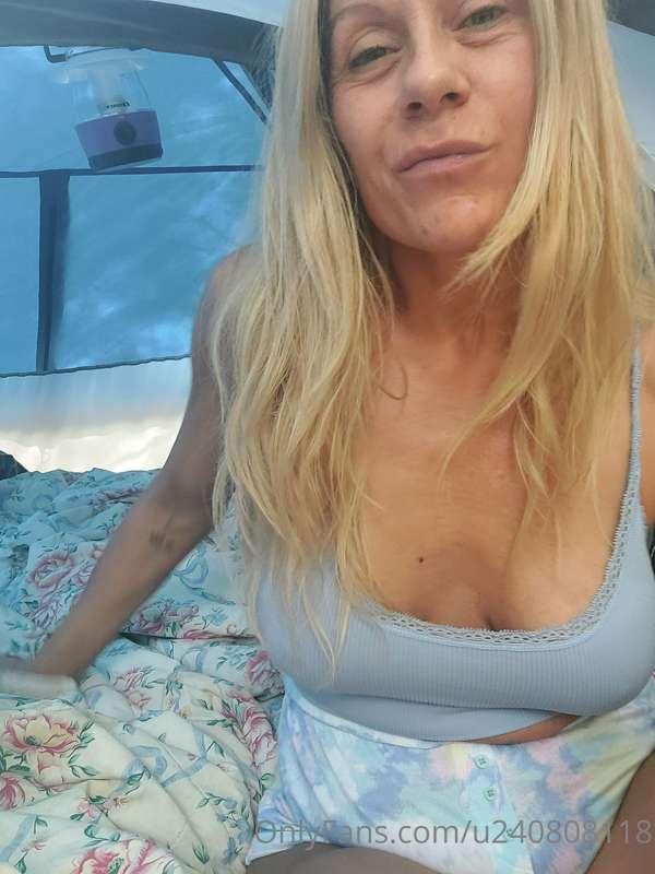 playing around in my tent...looking sleepy...and natural wit..