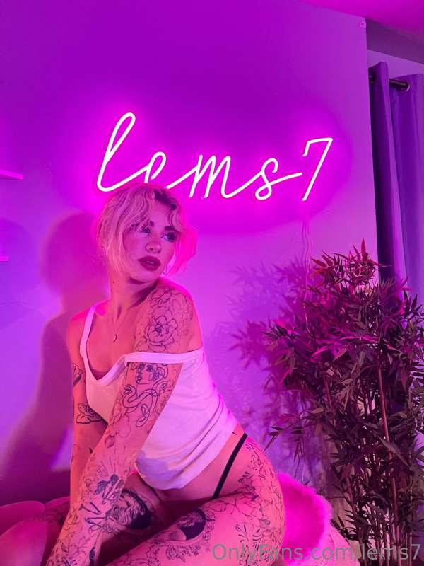 do you think i’m sexy? 🤭