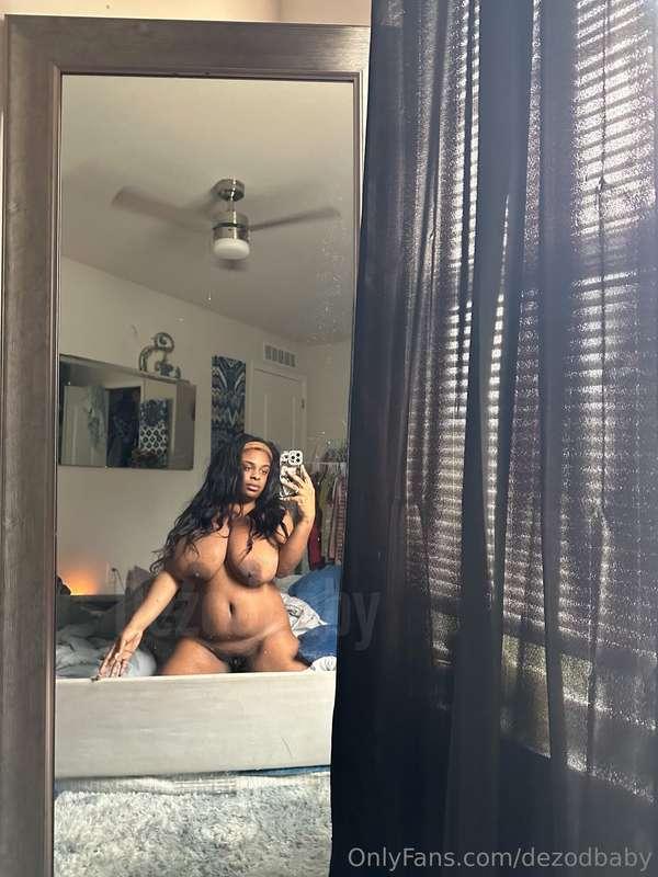 ⚜️come back to bed baby 😘