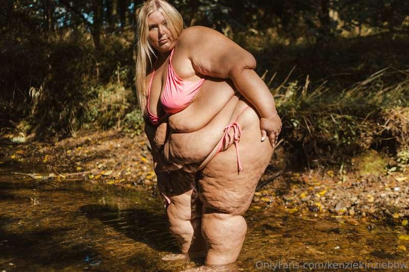 kenziekinziebbw image #5