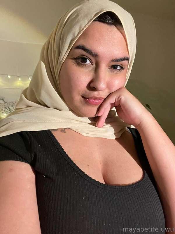 Did you know I wear the hijab? 🤭