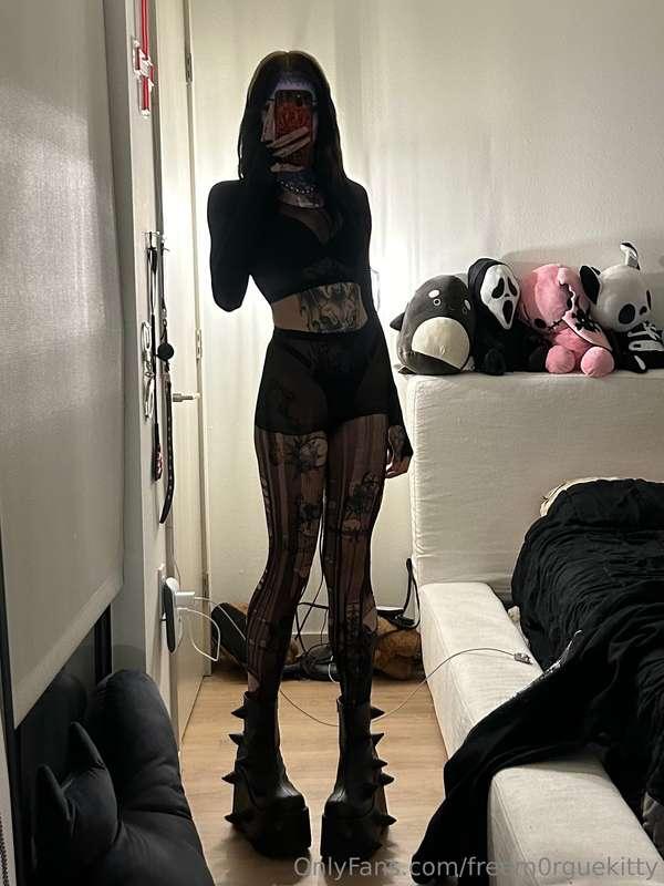 sending out a collab video this week btw 🤭