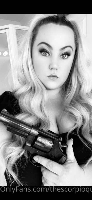 If you know me, you know that I love guns and have quite the..