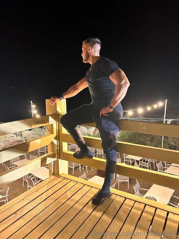 Bodyguard edition baby💦🤍