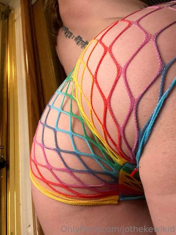 My cute little booty🍑