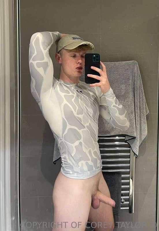 Semi 😉 Who wants a post gym breeding 😈

LIKE and TIP if you’..