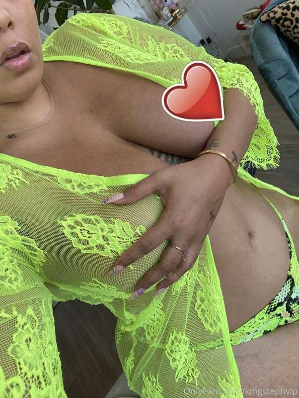 Exposing and playing with these "LUSCIOUS BOOBS" in your inb..