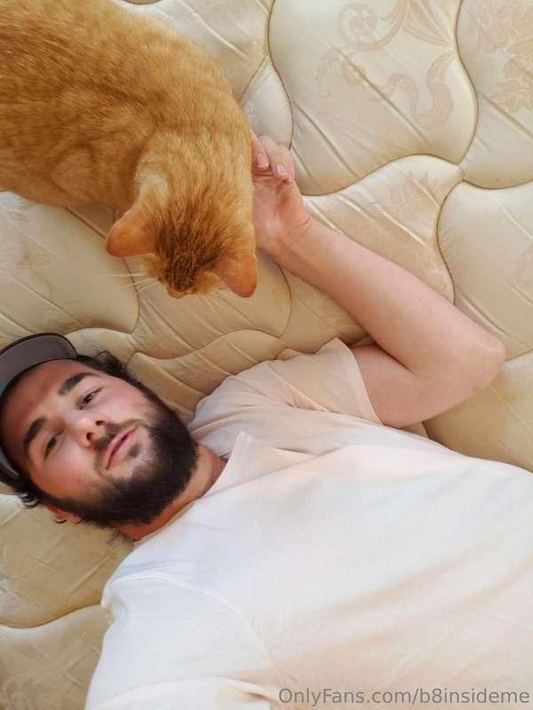 I miss my kitten Tom