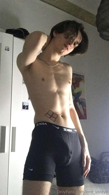 Do you like my longer Hair?🥰