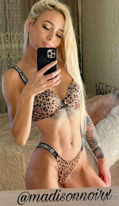 ## *****BLONDE SLUTTY***** 😈🔥@madisonnoirx 🔥😈

💦👅 Come and d..