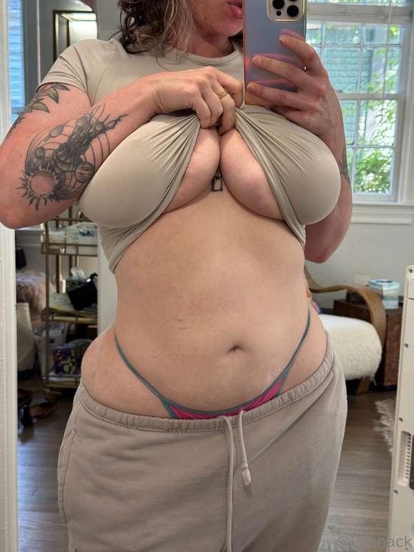 This shirt always hits 🥵 I know it’s more clothes than I usu..